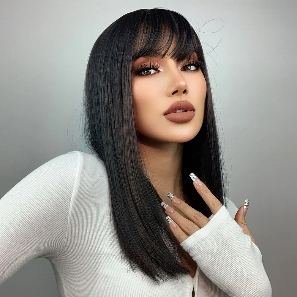 Medium Straight Black Bob Synthetic Wig with Bangs Short Honey Brown Wigs for Woman Auburn Natural Hair Daily Wig Heat Resistant