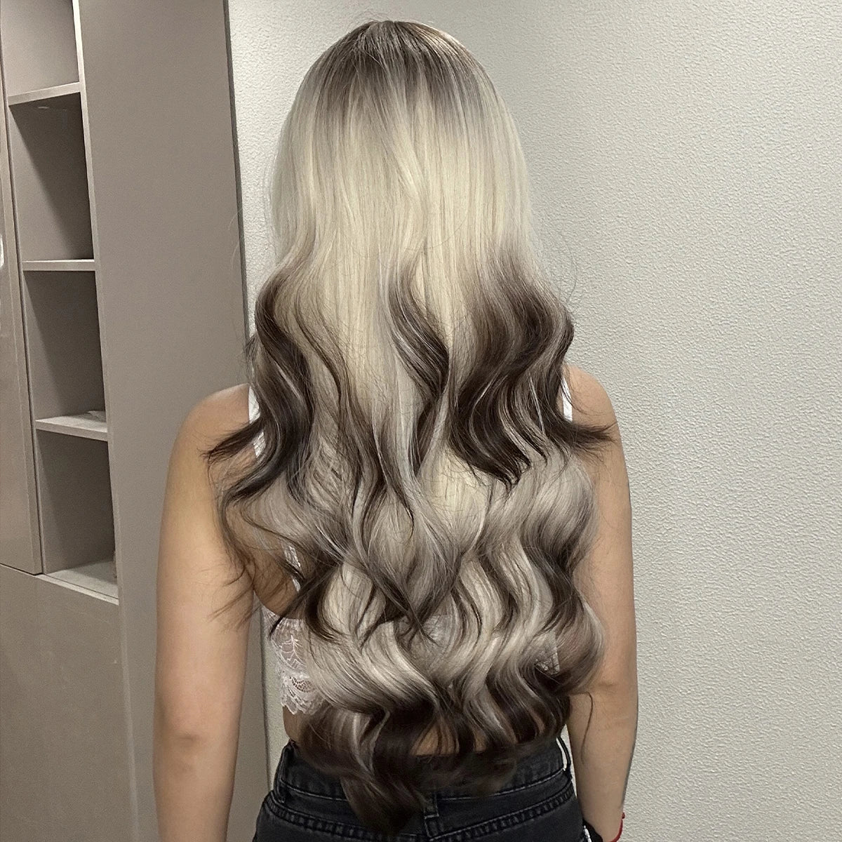 ALAN EATON Ombre Blonde Brown Wave Synthetic Wig Long Natural Looking Hair Wigs with Bangs for Women Daily Heat Resistant Fiber