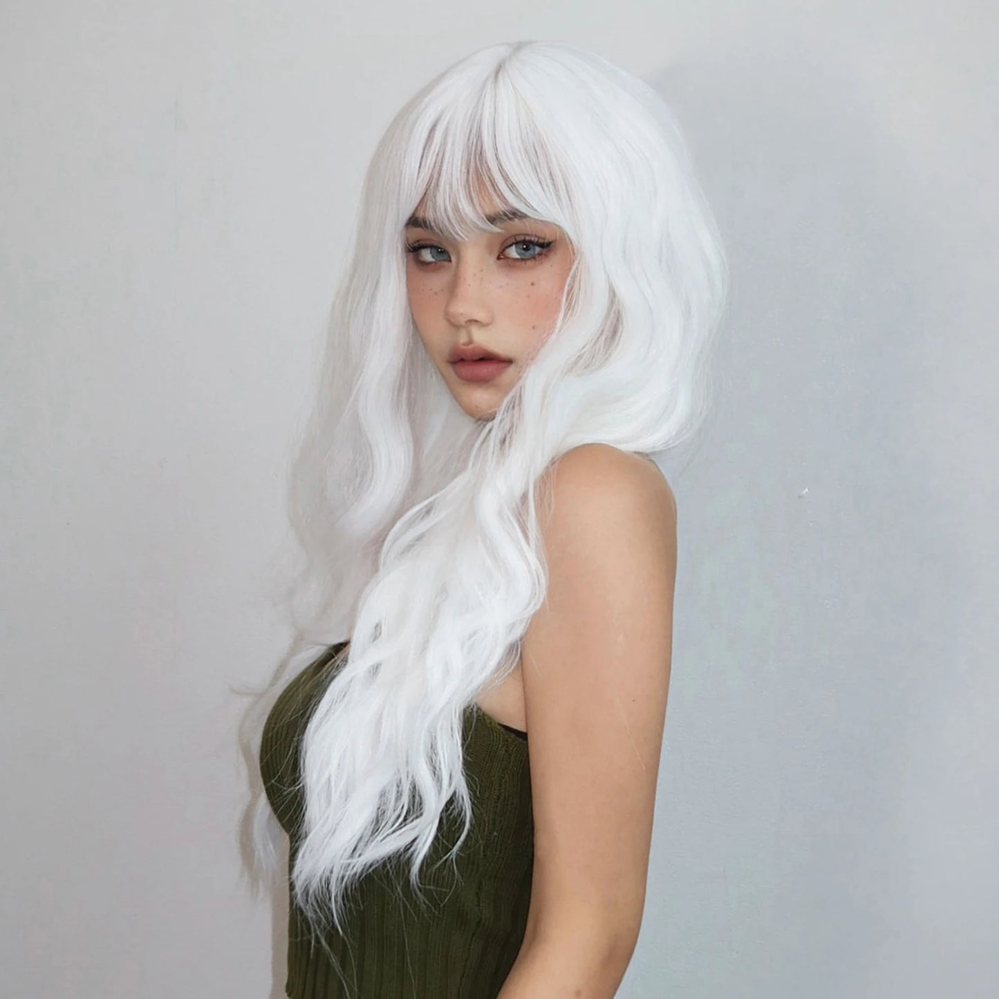 Long Curly White Platinum Synthetic Wigs with Bangs for Women Afro Cosplay Lolita Wavy Wig Natural Hair Heat Reisitant Daily Use
