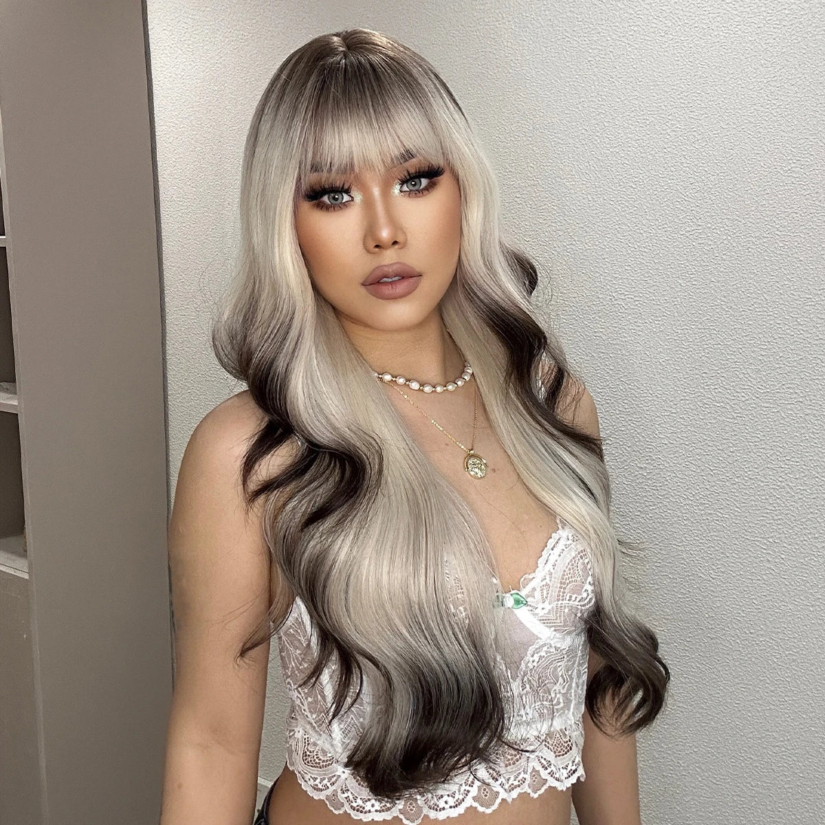 ALAN EATON Ombre Blonde Brown Wave Synthetic Wig Long Natural Looking Hair Wigs with Bangs for Women Daily Heat Resistant Fiber