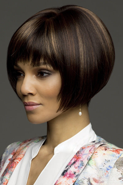 Women's Fashion Wig Natural Brown Short Bob Hair Wig with Side Bangs Daily Party Wigs for Women Female Heat Resistant Fake Hair